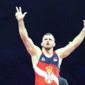 Ogroman skandal! Hrvati žele da kazne Srbina koji je podigao tri prsta usred Zagreba! Traže reakciju policije, ovaj potez…
