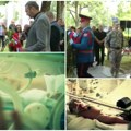 Sećanje na stradanje 12 banjalučkih beba: Venci i cveće položeni na spomen-obeležje "Život" u centru prestonice Republike…