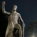 “Sad ga je teško pomeriti” Karićeva priznala da spomenik Tvrtku Kotromaniću nema dozvolu komisije