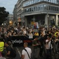 20. protest "Srbija protiv nasilja": Večernja šetnja "medijskom trasom"