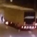"Ja bih ih zgazio" Drama nasred auto-puta kod Novog Sada! Ljudi gledaju i ne veruju (video)