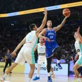 Vasa Micić razgalio publiku u areni: Srpski as se zagrevao na biciklu, a onda pogodio trojku iz prvog napada