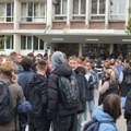 Profesori Jovine peti put obustavili nastavu na sat vremena, novi protest u subotu