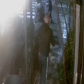(Video) Snimljen trenutak zbog kog je počelo opsadno stanje u crnoj gori: Podgoričanin upozorio Turčine da ne viču, oni ga…