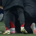 Drama u komšiluku: Selektor Turske hitno prevezen u bolnicu s imobilisanim vratom