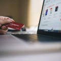 Rast e-commerce prodaje u beauty industriji: što trgovci trebaju pratiti?