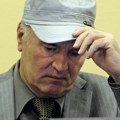 „Ispovedio se, pričestio i nakon toga umro s krstom u ruci“ Sveštenik iz Haga o poslednjim trenucima generala Ratka Mladića…