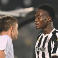 Incident u Partizanu: Saša Ilić izbacio Dembu Seka iz tima