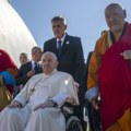 Papa u Mongoliji pozvao sve religije da žive u slozi i izbegavaju fundamentalizam