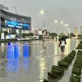 Putnici gladni, nemaju hranu: Turisti na aerodromu u Dubaiju preživljavaju pakao: "Ljudi spavaju na podu, užasno je"