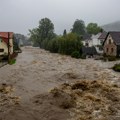 Poplave blokirale čitavu zemlju, hiljade evakuisanih; Sazvan Krizni štab VIDEO