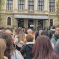 Kragujevac: Izviždan funkcioner SNS