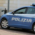 Čovek skočio sa katedrale u Milanu: Sumnja se da je u pitanju odbegli zatvorenik