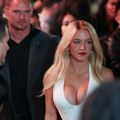 Jedna haljina, bezbroj reakcija: Sidni Svini u izdanju koje podseća na Merilin Monro!