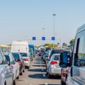 Haos na granicama nakon urušavanja mosta; Čeka se i do neverovatnih 16 sati