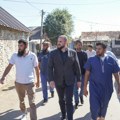 Zukorlić obišao naselje Velik Rit u Novom Sadu