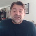 Niški glumac tvrdi da su aktivisti SNS tukli njegovog maloletnog sina ispred pozorišta