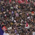 Posle masovnih protesta u Francuskoj: Više od 1.400 privedenih, policija ostaje u pripravnosti