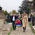 Položeni venci na Spomenik oslobodiocima u Sremskoj Mitrovici povodom 82 godine od oslobođenja