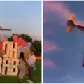 Užasan pad aviona tokom žurke Proslavljali otkrivanje pola bebe, pilot poginuo pred vrištećim gostima (video)