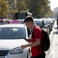 Rat taksista protiv „nelojalne konkurencije“