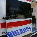 Na Keju žrtava racije se sudarili automobil i skuter: Povređen vozač dvotočkaša