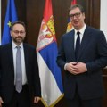 Predsednik Vučić sutra na sastanku sa šefom delegacije EU u Srbiji Žiofreom