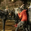 Nemiri u Turskoj, policija ispaljivala gumene metke na demonstrante