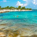 Srbi ovo neće želeti da čuju: Dve plaže u Grčkoj ostale bez Plave zastave - a šta je sa Halkidikijem?