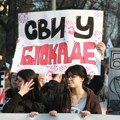 Studenti i đaci u blokadi krenuli sa Trga Republike na protest ispred Ministrstva prosvete