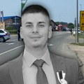 Upravo na Blic TV "Da nam je da ga još jednom zagrlimo...": Potresna ispovest roditelja policajca Nikole Krsmanovića (34) koga…