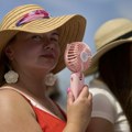 Nesnosne vrućine "idu na živce": Naučnici otkrili kako visoke temperature utiču na raspoloženje ljudi
