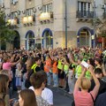 BLOG Počela komemorativna šetnja za poginule pod nadstrešnicom