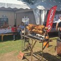 Ovaj kraj je prava riznica srpske hrane i tradicije: Plodovi Zapadnog pomoravlja okupili veliki broj posetilaca u Zablaću…