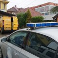 Pripadnici Centralnog inspektorata za nadzor tržišta i Pošte Kosova preuzeli objekat Pošte Srbije u Gračanici