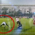 Spartaku poništena dva gola protiv zvezde: Pogledajte šta se desilo u Subotici, pa procenite sami...(video)