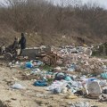 Meštani Žuželjice negoduju zbog divlje deponije u blizini sela