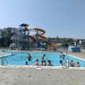Počela letnja sezona na otvorenim bazenima „Čaira“