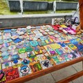 Održana šesta prodajno-humanitarna izložba čačanskih i milanovačkih učenika, prikupljeno više od 110.000 dinara (FOTO)
