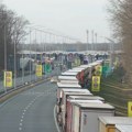Spremite se na čekanje na granici Kamioni na Batrovcima stoje i do 180 minuta, kod Šida nešto kraće, evo gde su najveća…