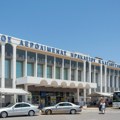 Haos na aerodromu na Kritu Turistkinja urlala i pretila putnicima i članovima posade: Sad je čeka trežnjenje iza rešetaka