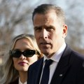 Dmitrijev pozvao Hantera Bajdena da govori o aktivnostima porodice u Ukrajini