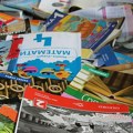 Почела подела бесплатних уџбеника основцима у Новом Саду