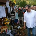 Vučić obišao štandove na manifestaciji "Dani proje i sira" u Medveđici