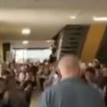 Ispraćaj u penziju kakav će cela Ivanjica pamtiti! Ovaj potez Batinih đaka raznežio je celu Srbiju (video)