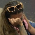 Aneli Ahmić hitno napustila elitu! Za ove vesti niko nije znao, u pratnji obezbeđenja izvedena sa imanja (video)