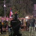 (UŽIVO) Pčelama na studente, automobili bez tablica, kupovina glasova, veterani i bajkeri dali izjave policiji…: Kako…