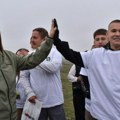 Pavkov sa mladima na Pešteru u sklopu nacionalne kampanje posvećene ekologiji