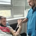 Mašina je luki (20) presekla ruku u predelu lakta Lekari iz ZC Valjevo se herojski izborili da je spasu (foto)