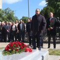 Dačić povodom Međunarodnog praznika rada položio venac na grob Dimitrija Tucovića